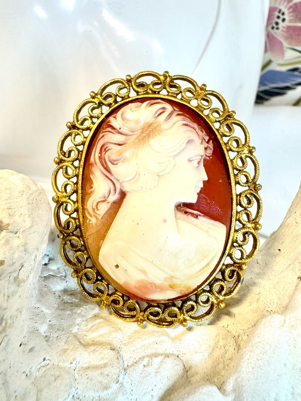 Vintage Cameo Brooch Pendant in Gold-Tone Frame - White and Coral Colored